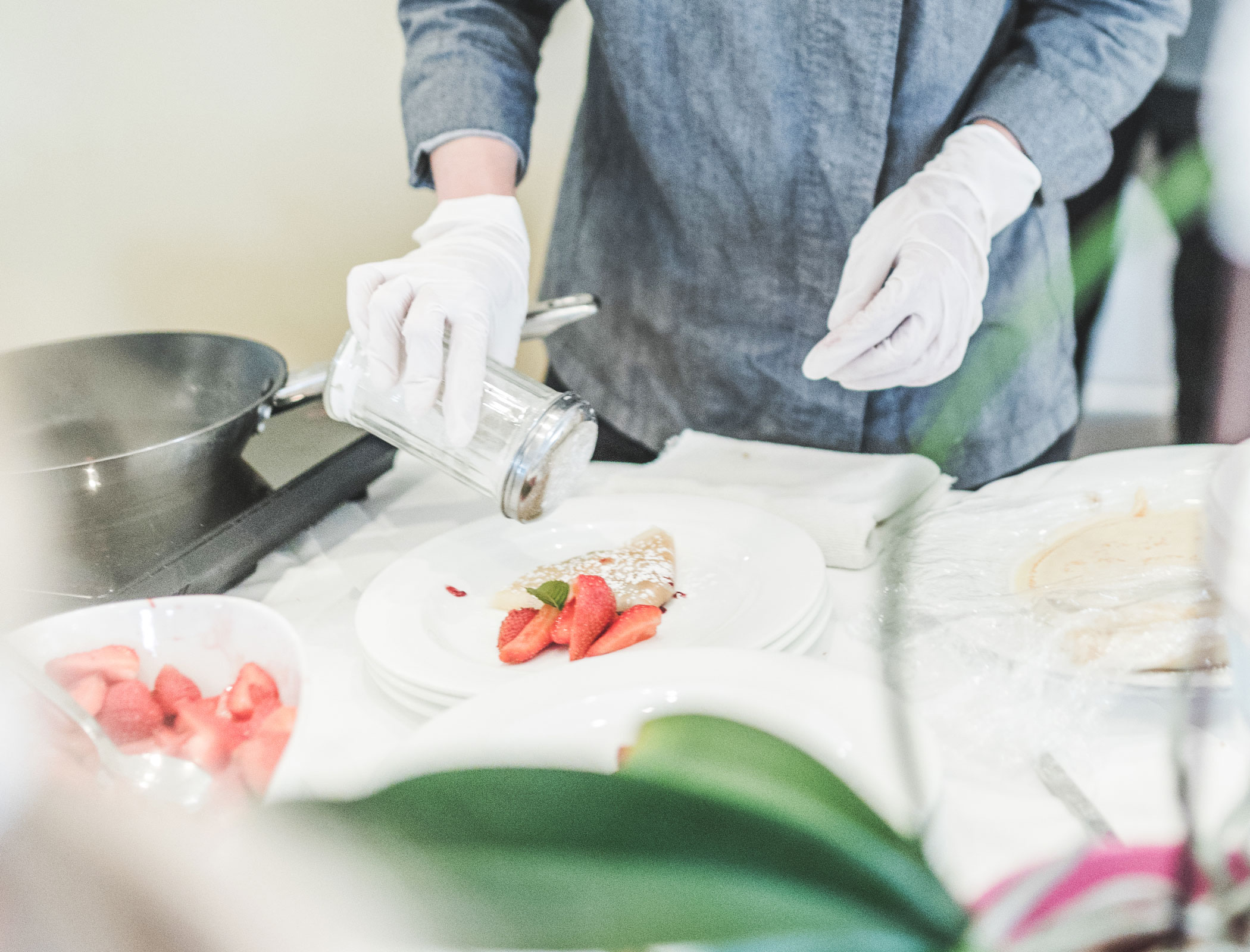 Chef preparing afternoon snack - Hotel Fameli