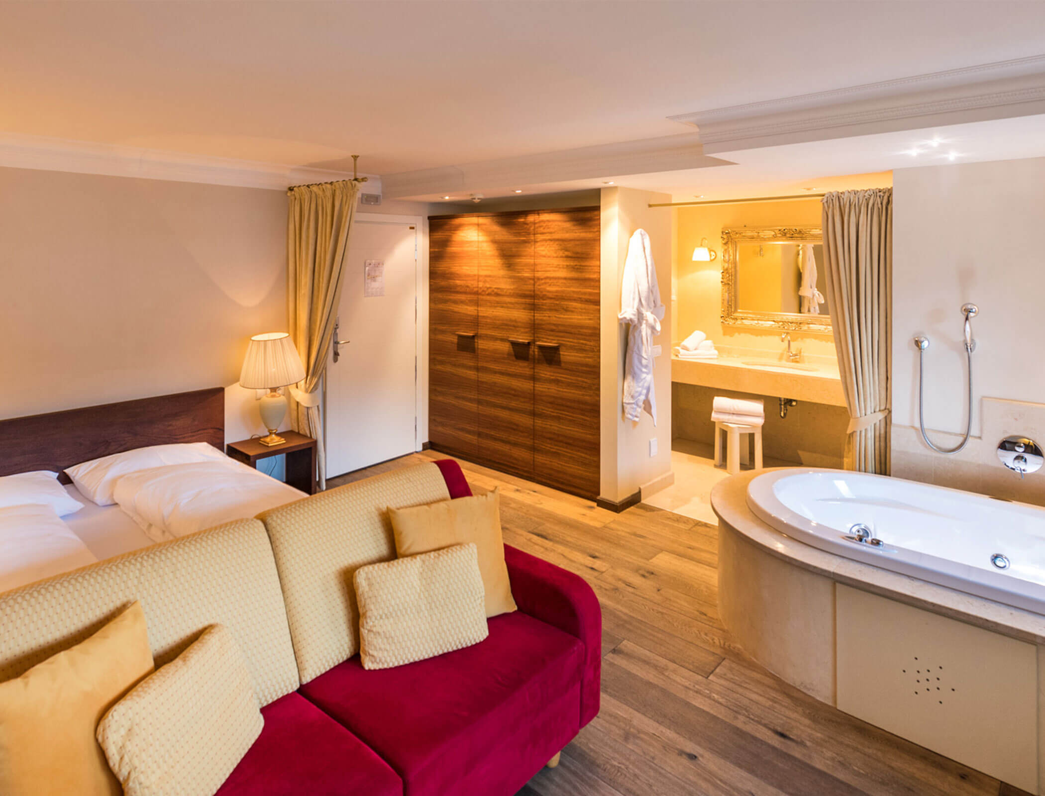 Suite Family Comfort Living - Hotel Fameli