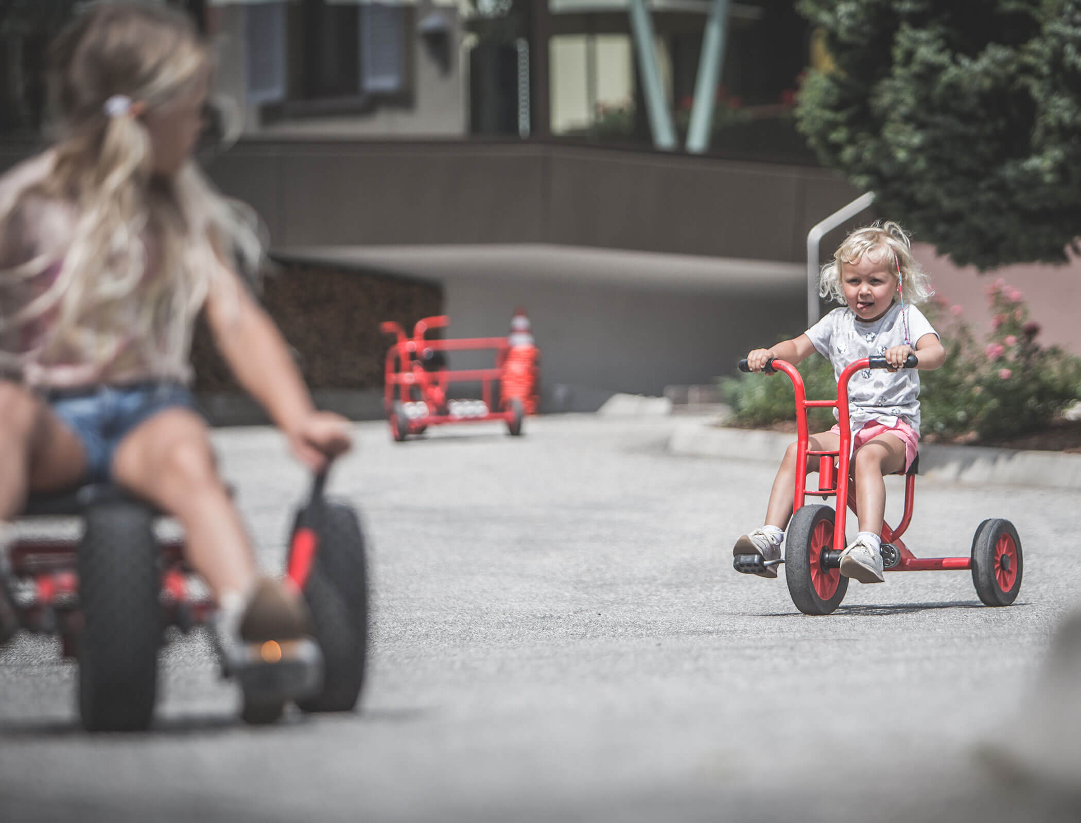 Children playing at Hotel Fameli