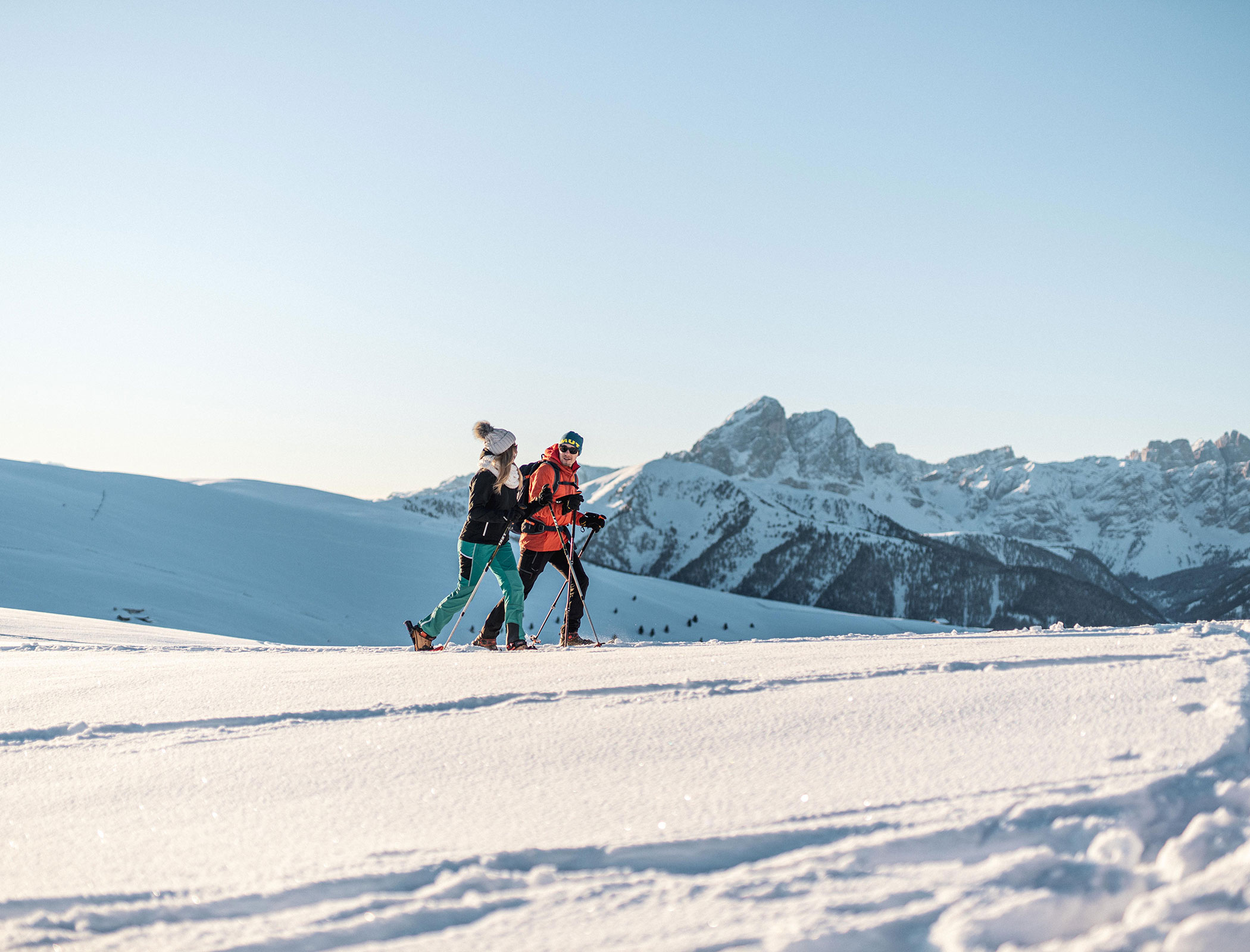 Snowshoeing in the Dolomites - Hotel Fameli