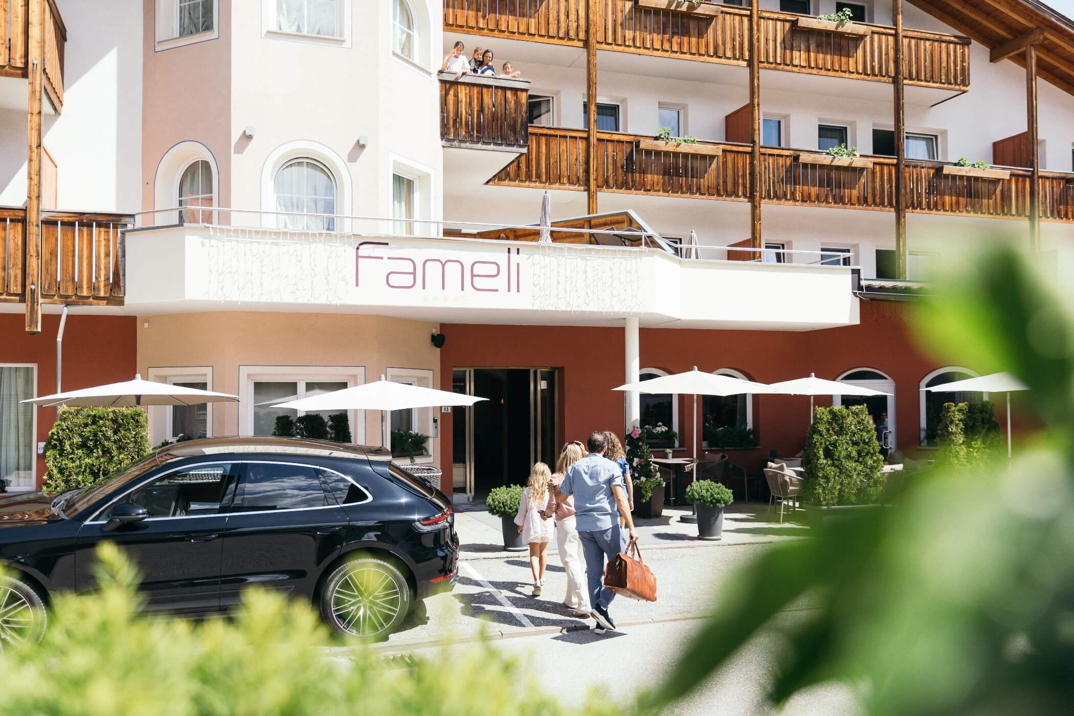 Herzlich Willkommen im Hotel Fameli