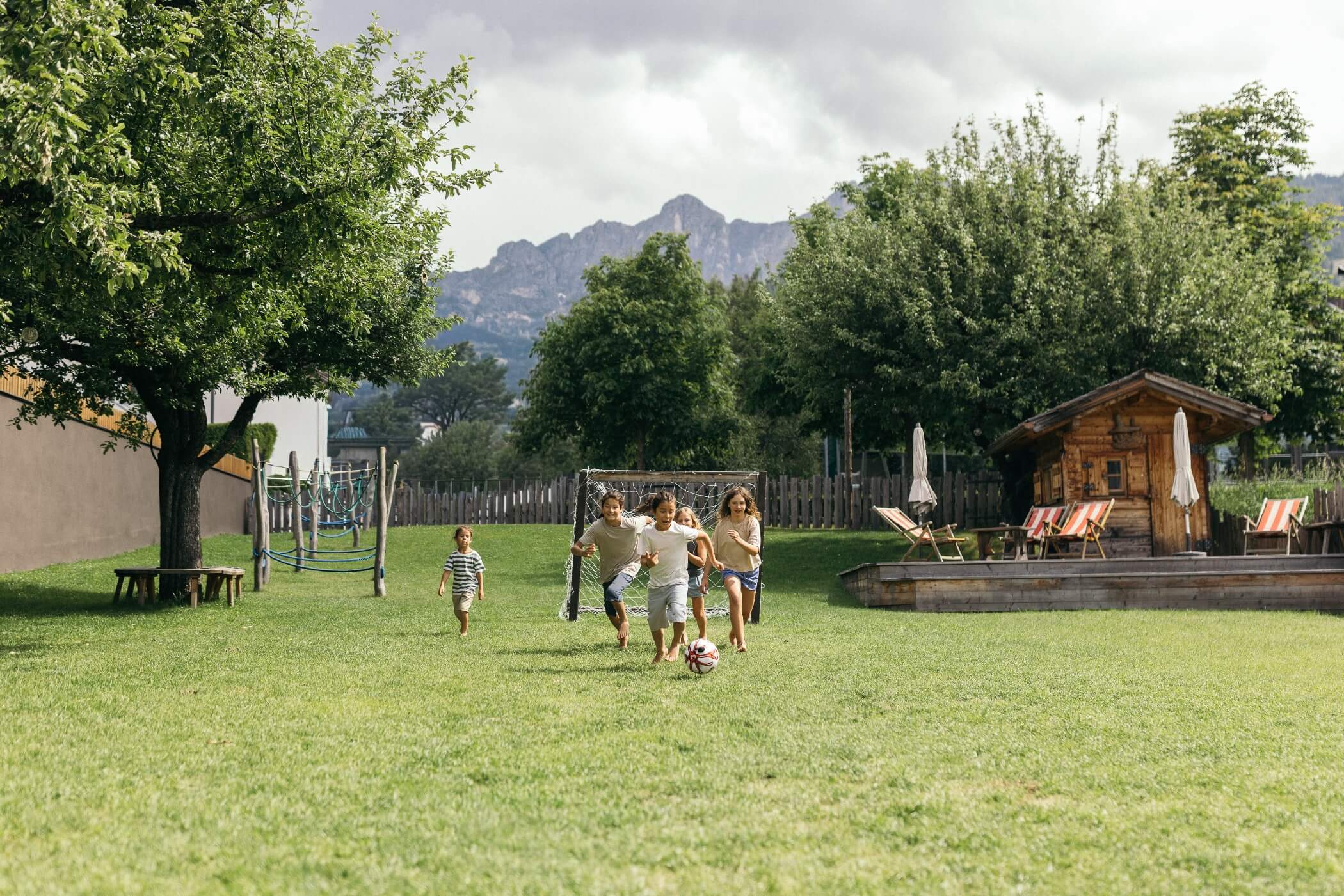 Gartenbereich Hotel Fameli