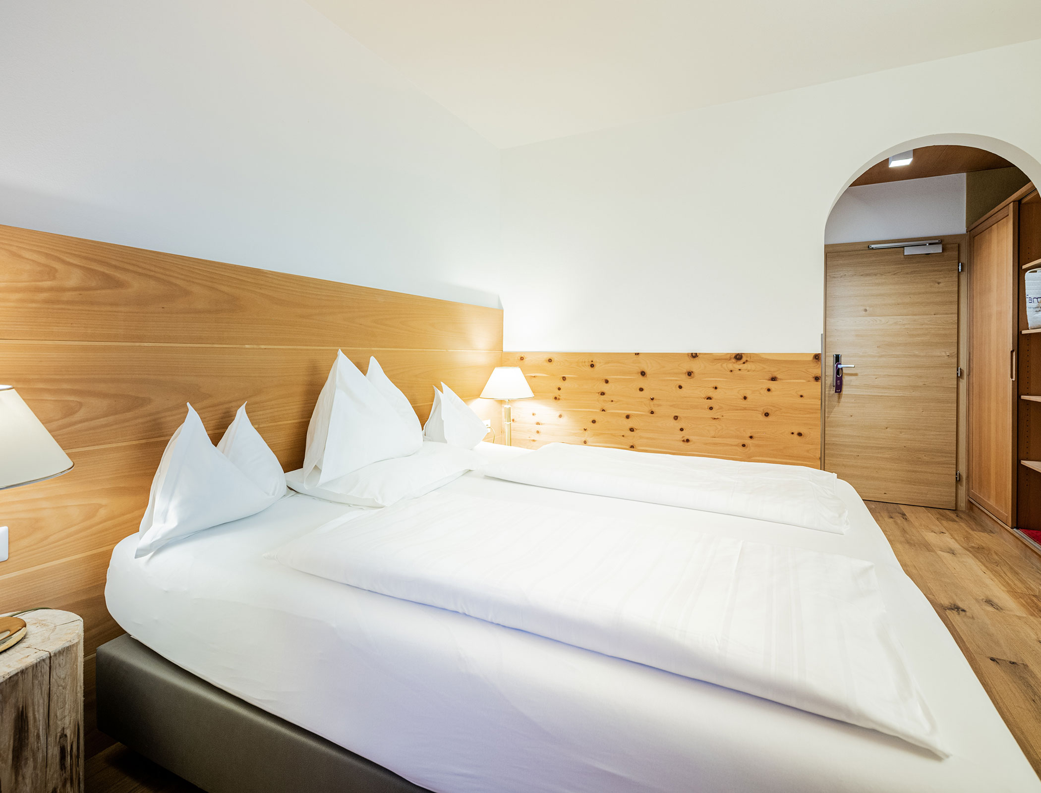 Suite Fameli Basic - Beds - Hotel Fameli