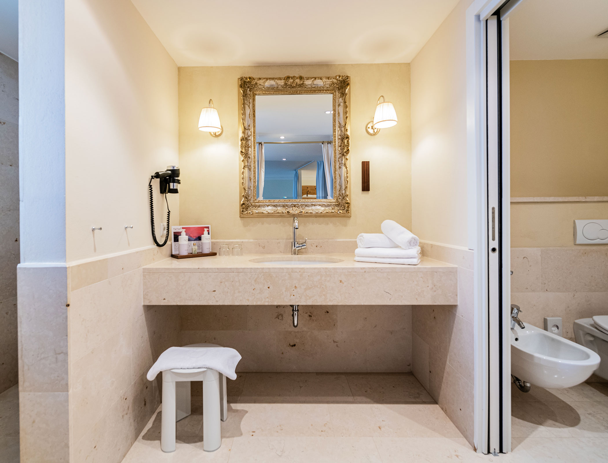 Suite Fameli Exclusive - Hotel Fameli