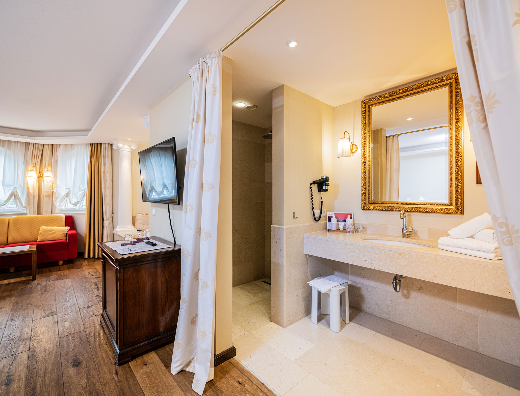 Suite Fameli Lifestyle bathroom - Hotel Fameli